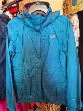 The North Face Women's Teal Blue Ski & Snow Jacket